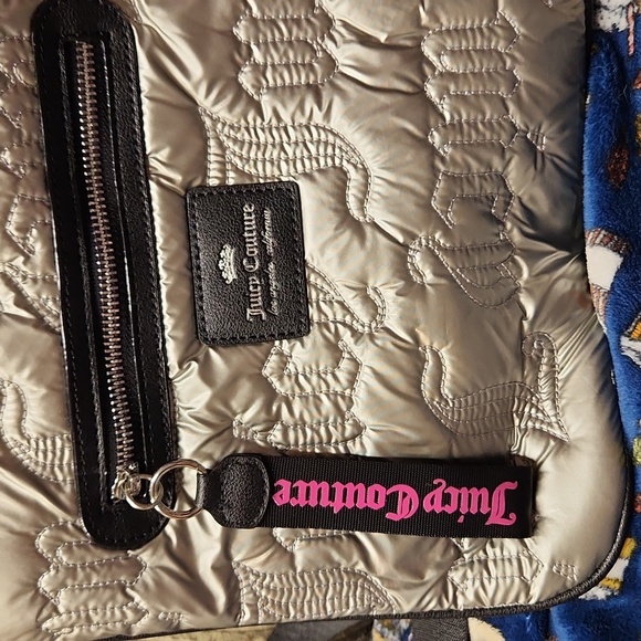 Metallic Silver Vintage Juicy Couture Crossbody Purse - Picture 4 of 6